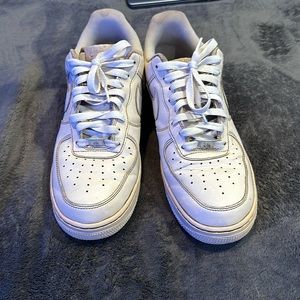 Coffee stained Nike Aur Force 1